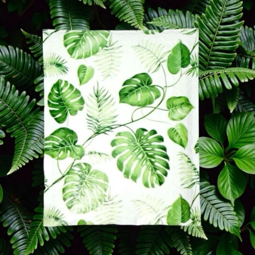 Monstera 6.5" x 10" Bubble Mailers Pack of 10 - Picture 7 of 8